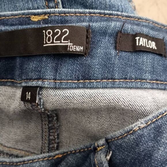 1822 DENIM TAYLOR DISTRESSED CUFFED JEANS SZ.14 EUC - Picture 3 of 6